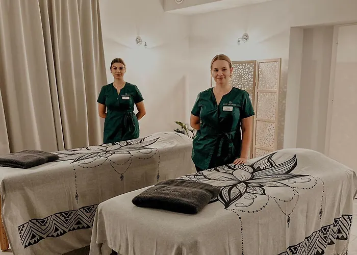 Stara Biblioteka アパートホテル