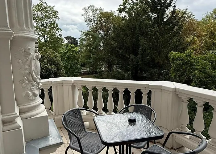 アパートホテル Stara Biblioteka ヴロツワフ