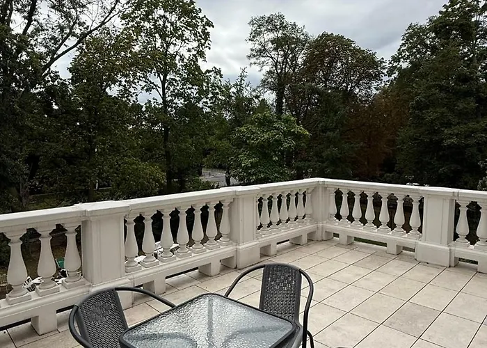 アパートホテル Stara Biblioteka ヴロツワフ